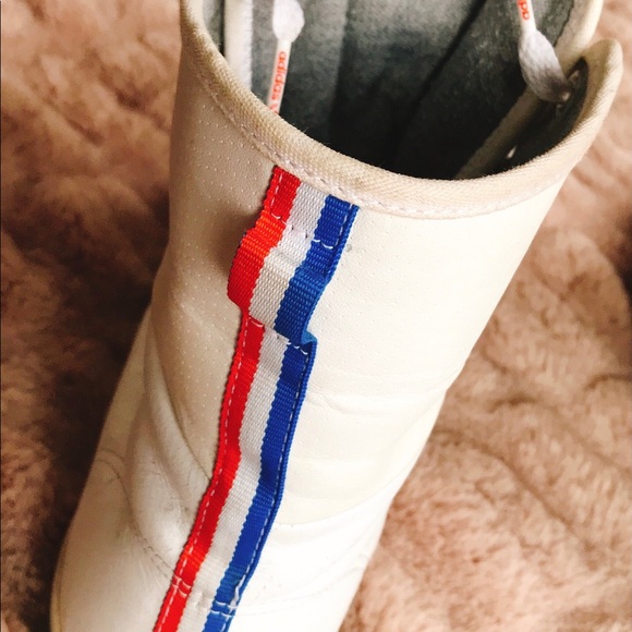 Adidas collection - Picture 3 of 3